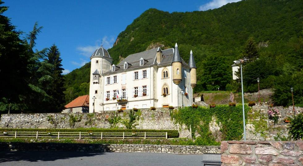 Chateau-mairie de Cierp-Gaud Chateau-mairie de Cierp-Gaud